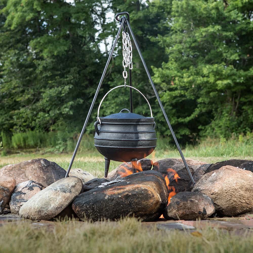 Amazon.com: Lehman's Campfire Cooking Kettle Pot - Cast Iron Potje